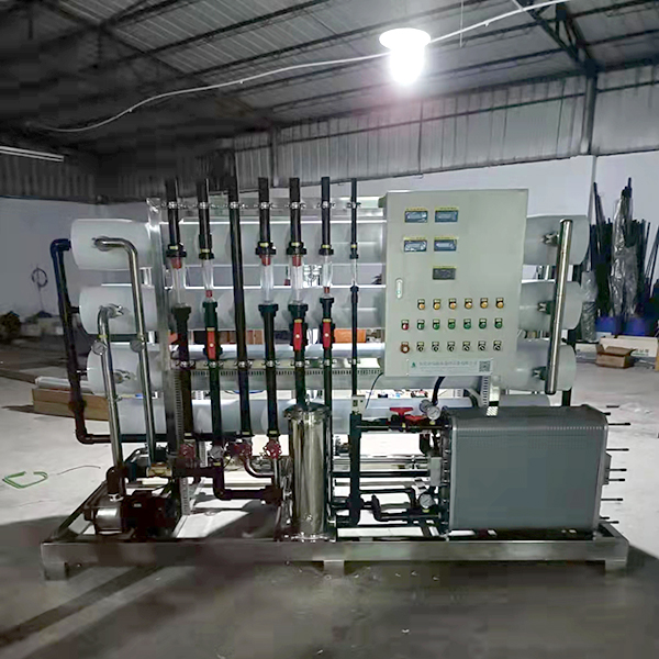 2噸/小時二級反滲透+EDI設備